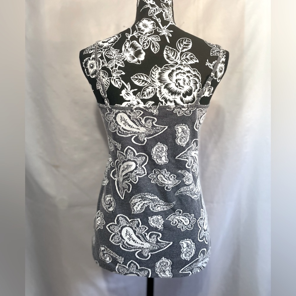 Paisley Tank - Picture 2 of 4